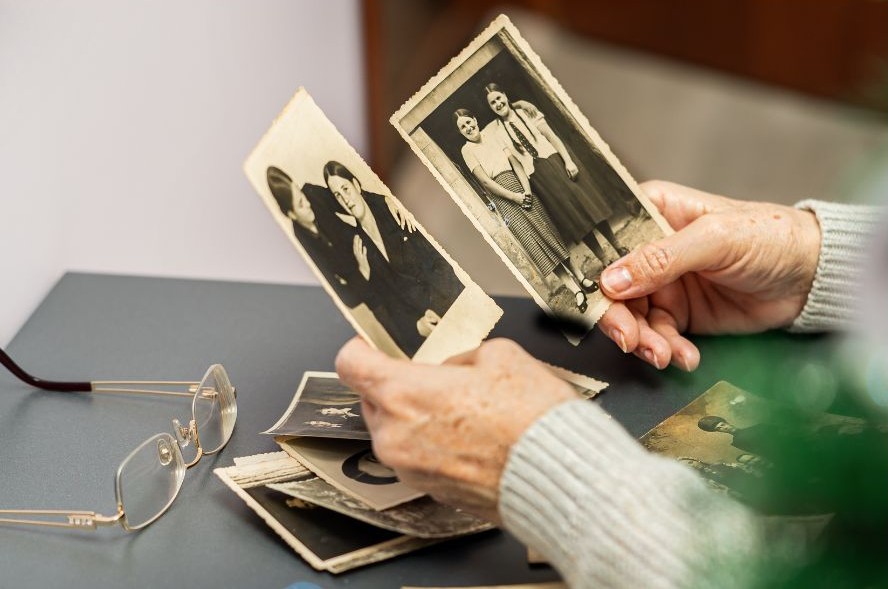 Moving a Lifetime of Memories: Why Support Makes All the Difference for Seniors