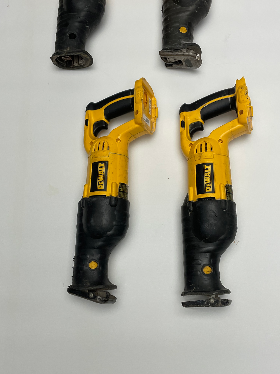Thumbnail: 1 lot (4) Dewalt DC385 18Volt Corless Reciprocating Saw- Tools Only