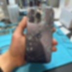 iPhone 14 pro max avec vitre arrière cassée