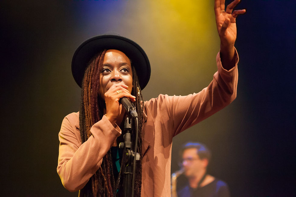 Voodootogo_AkuaNara_copyright_DorienHein