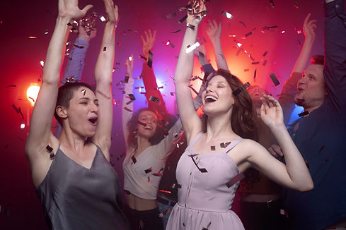 prom-djs-nightlife-with-people