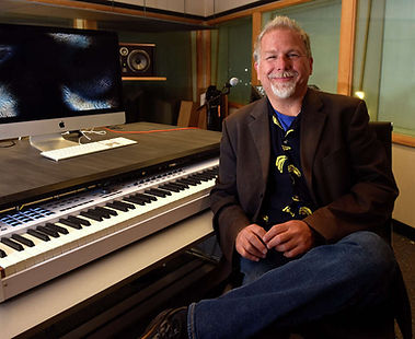 Steve in SFSU studio.jpeg