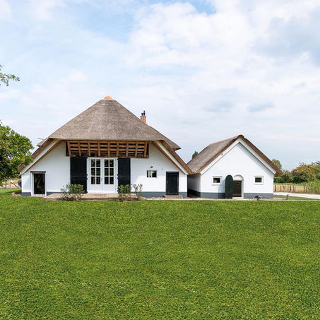 Werkzaamheden:
✦ Schilderwerk binnen. 
✦ Schilderwerk buiten