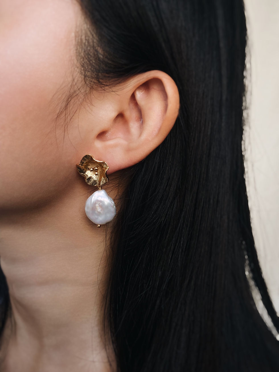 Thumbnail: 18K Gold Plated Natural Pearl Flower Drop Earrings