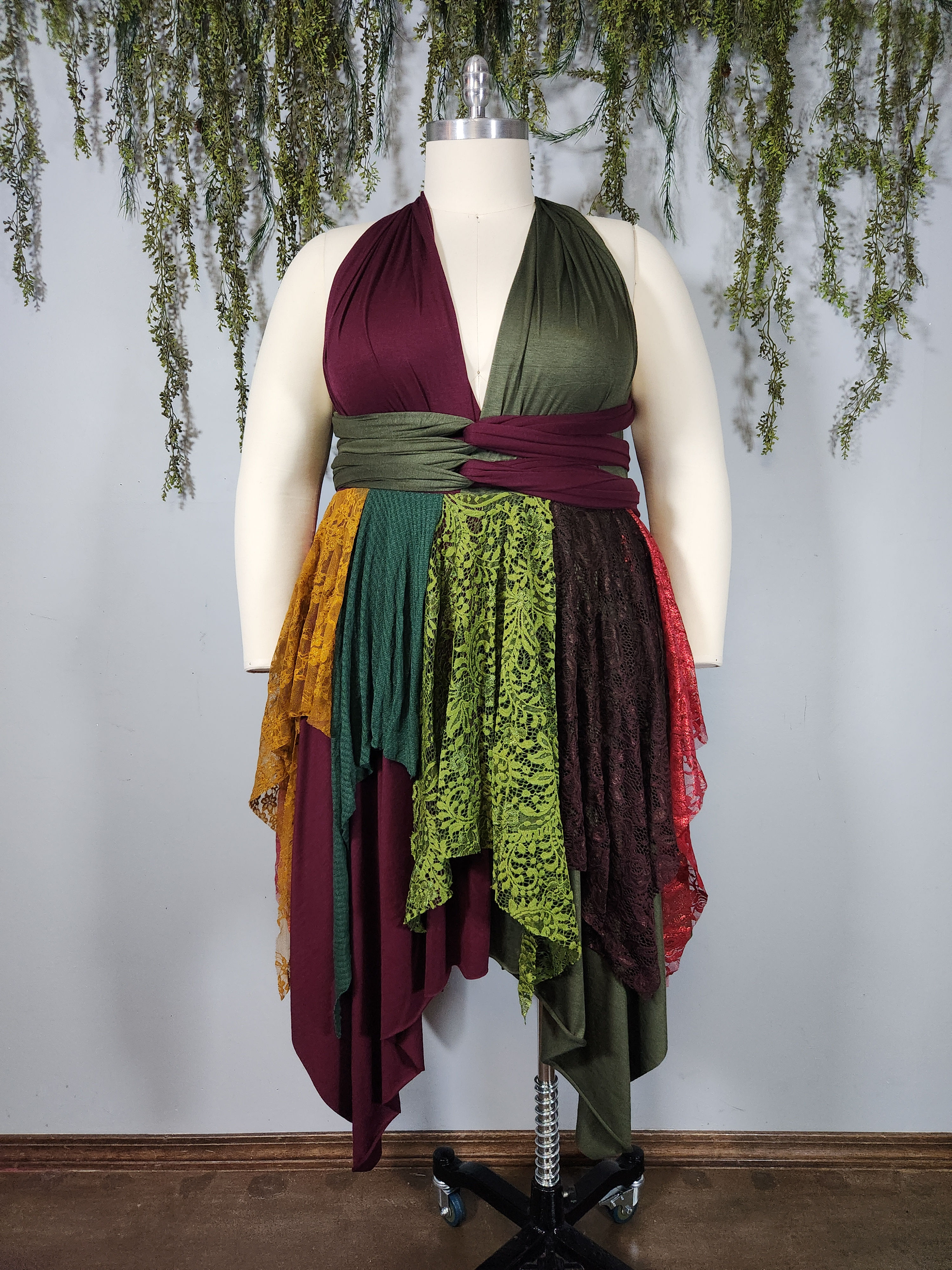 Classic Yule Drawstring Jester Dress