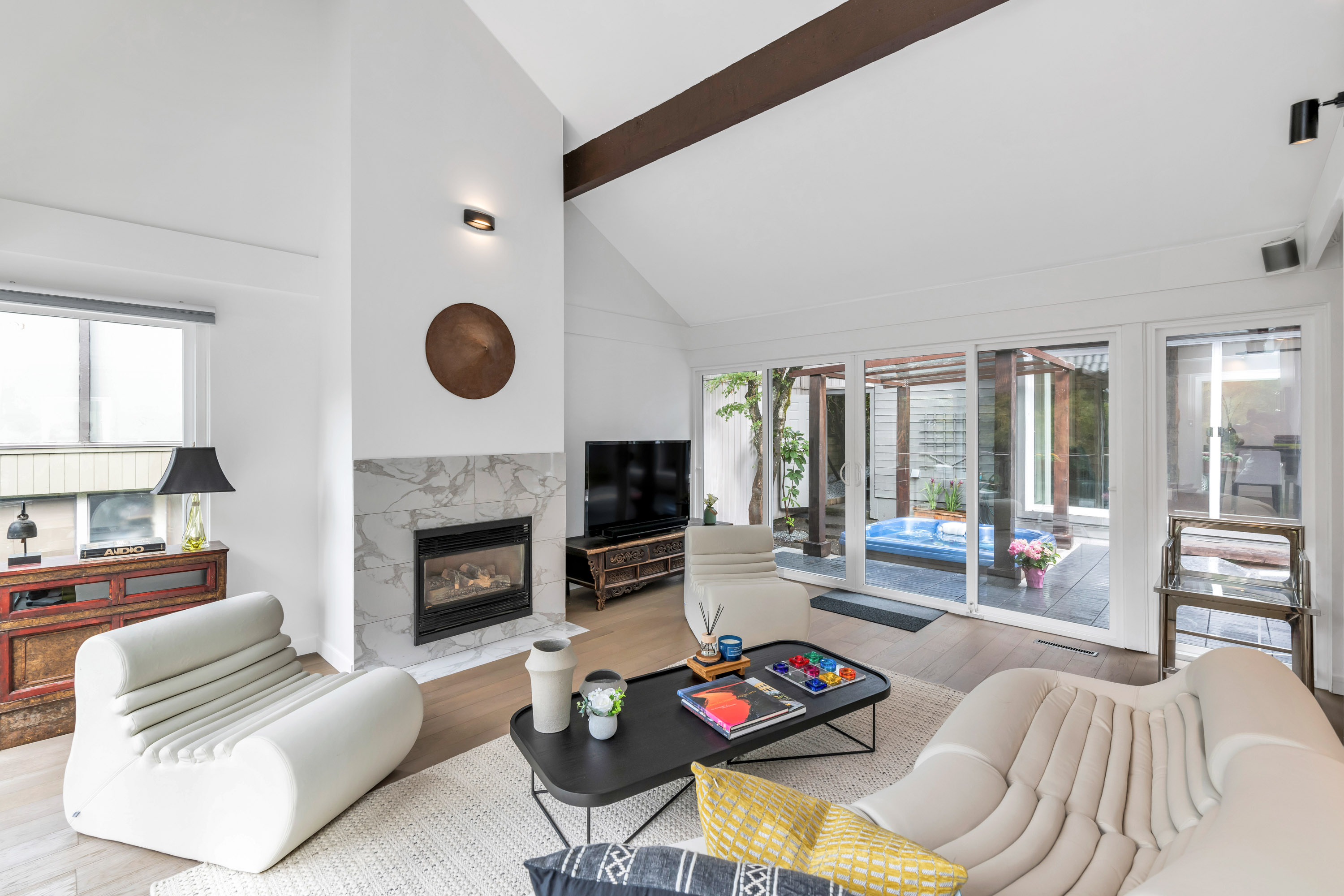 Living room · Interior renovation & design