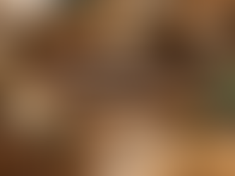 Vintage and Pre-owned Home Decor