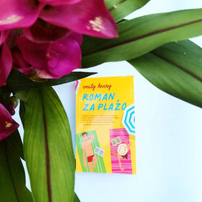 Recenzija: Roman za plažo