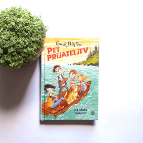 Recenzija: Pet prijateljev na otoku zakladov