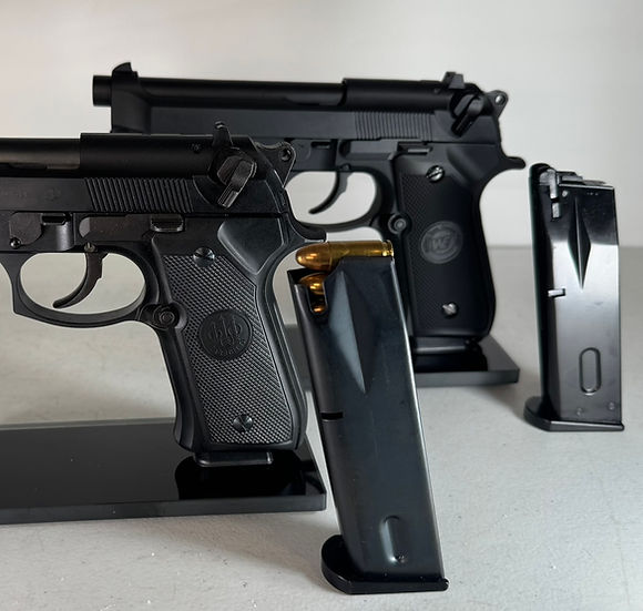 AIRSOFT MOVIE PROP BERETTA 92 PHOTOS (16).JPEG