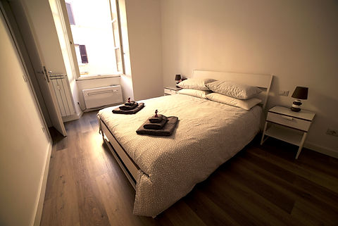 camera B8.jpg