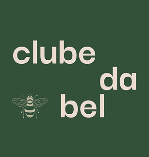 Um Clube de Leitura de clássicos infantojuvenis para adultas? Isso mesmo! Junte-se a um grupo de mais de 220 leitoras que leem um livro clássico infantojuvenil por mês e trocam suas visões, percepções e experiências, finalizando cada leitura com um encontro virtual. Tudo isso mediado por mim, Bel, que vou conhecendo essas obras fundamentais da cultura universal junto com você!