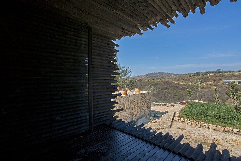 ESTRUCTURA DE MADERA QUEMADA ESTILO JAPONES