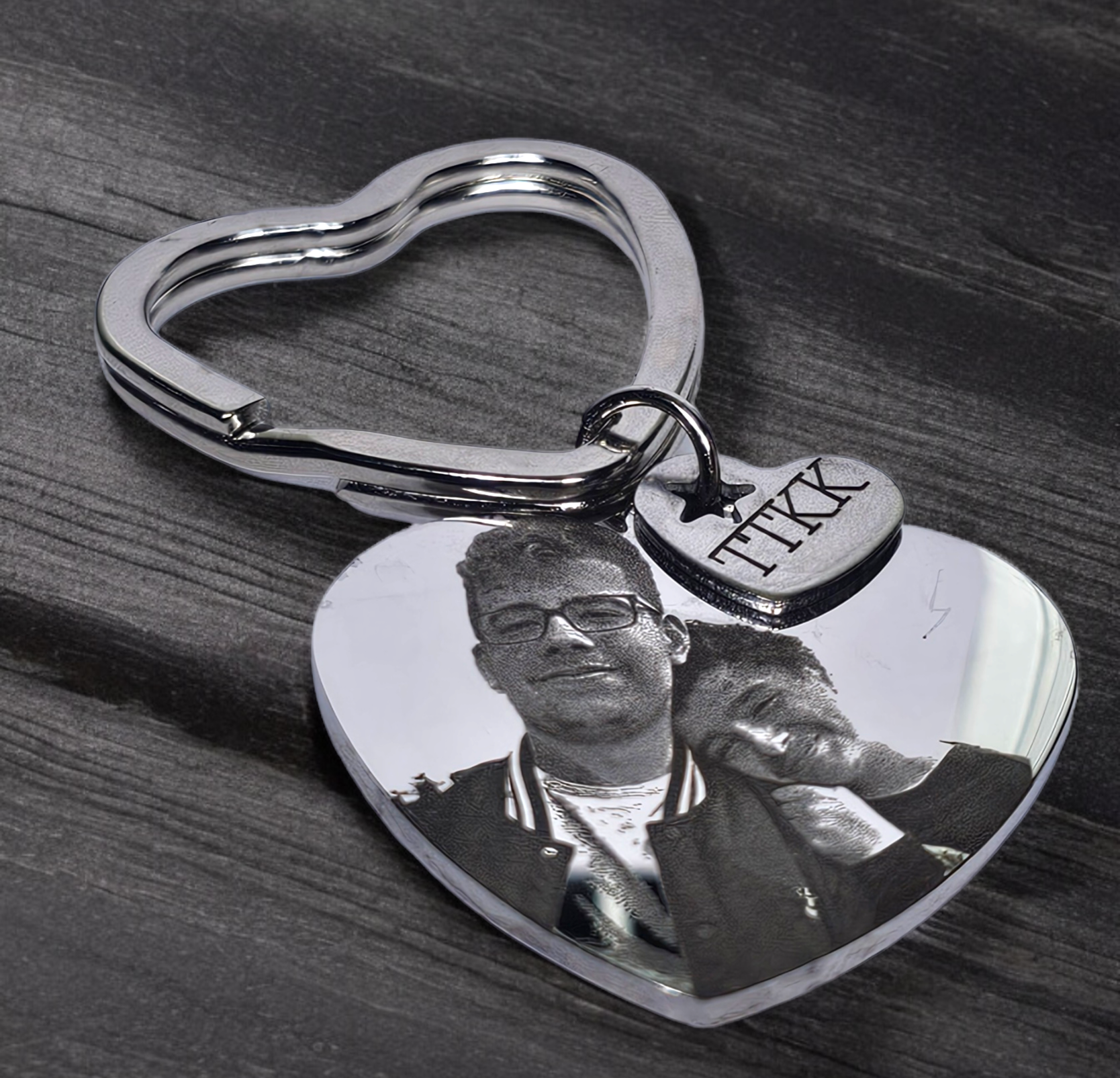 Heavy Engraved Heart Keyring