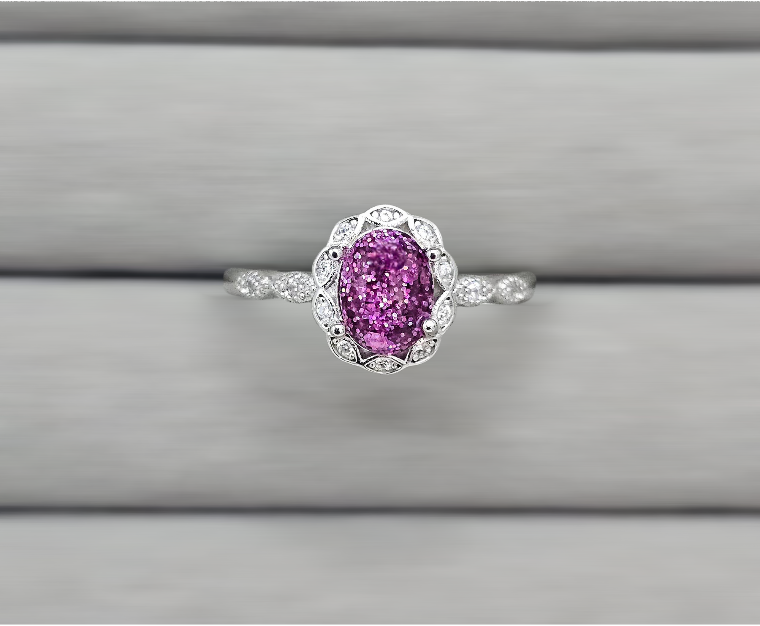 Silver memorial ring for ashes, breastmilk, hair or fur