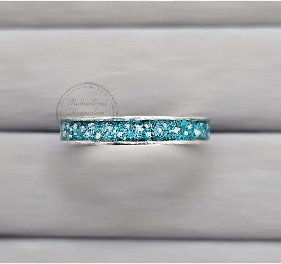 Silver memorial ring for ashes, breastmilk, hair or fur