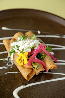 CanapesARCHIGayaman03.jpg