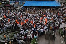 मोर्चासाठी मनसेचा गणिमी कावा; मराठी -अमराठी वादाचे विधानभवनात पडसाद