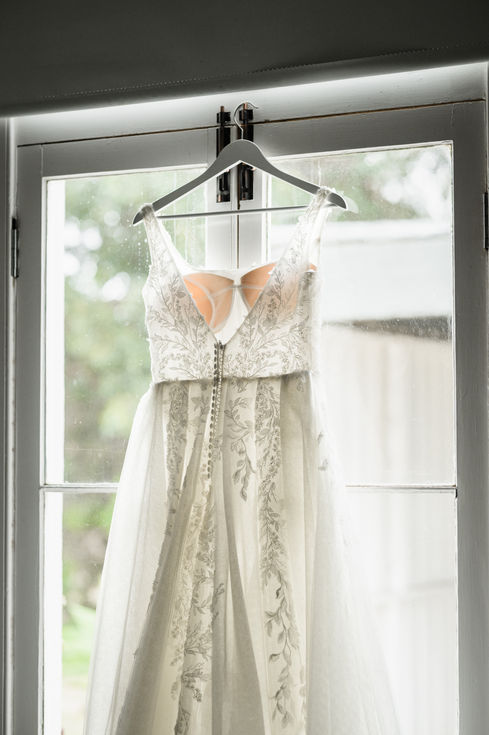 C&M_BrideGettingReady-223