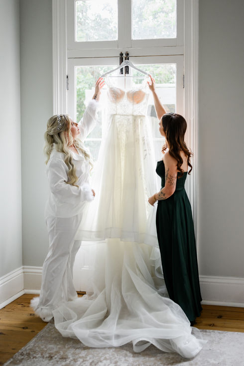 C&M_BrideGettingReady-105