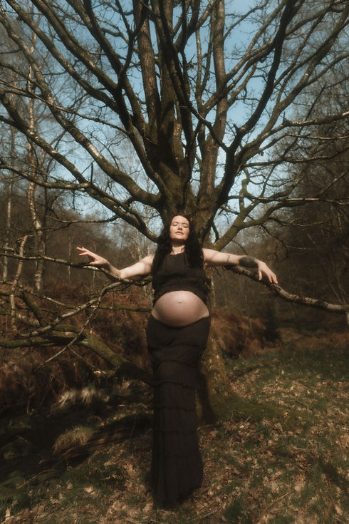abi the yoga witch stockport hazel grove cheshire tarot astrology witchcraft course psychi