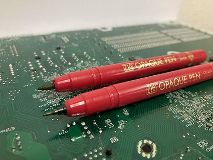 Printing company use opaque pen for fiying patterns of semiconductor