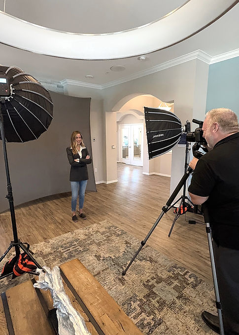 headshot-station-photographer-cary-penni