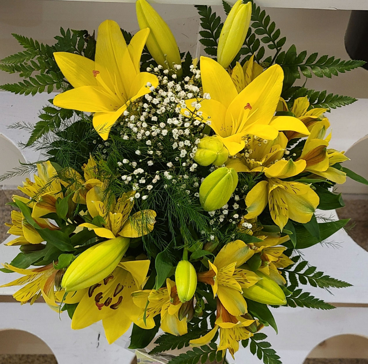 Bright Summer Lilies Bouquet