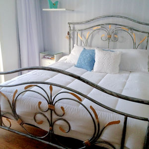 Cama Nicole
