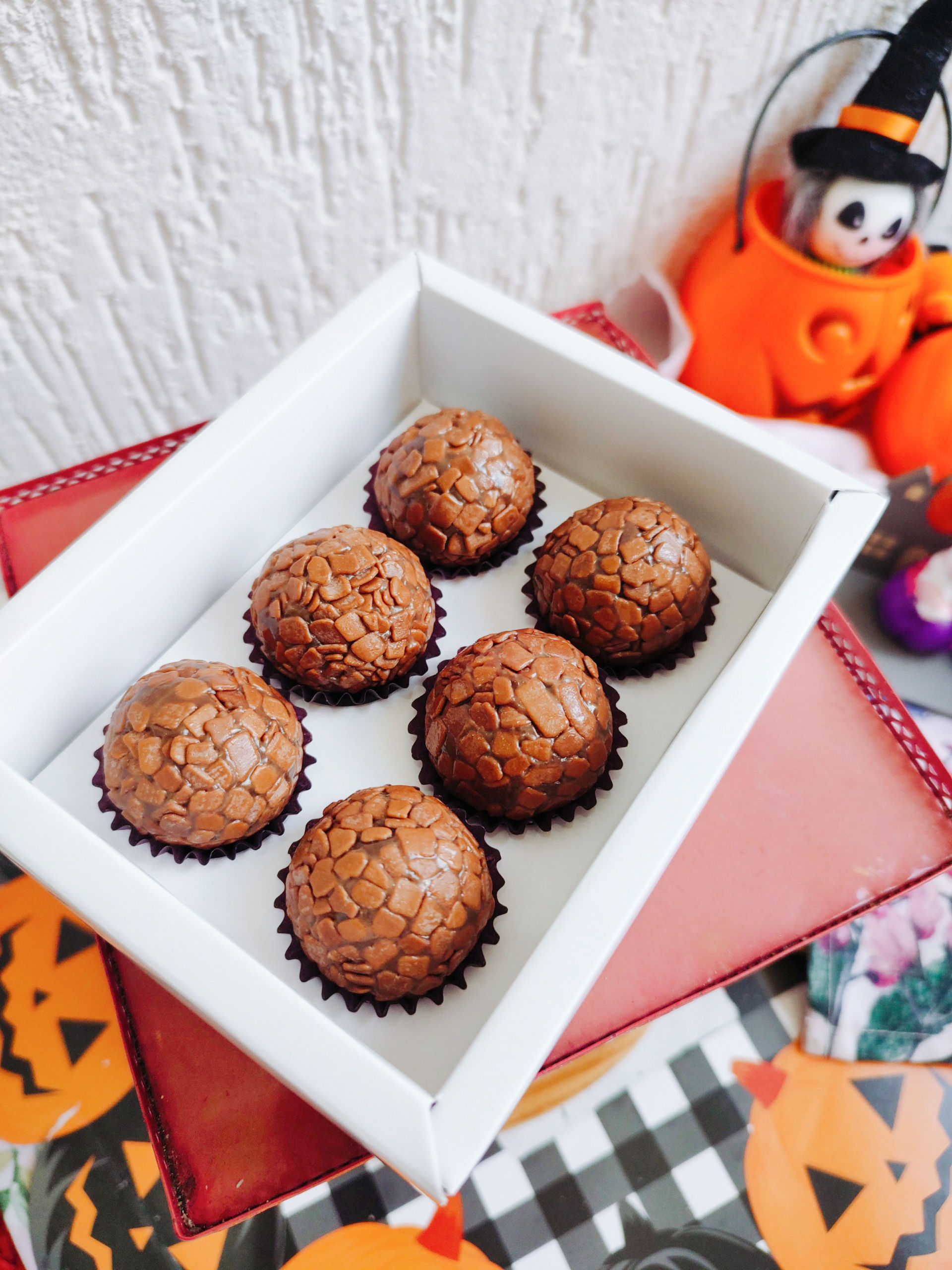 Brigadeiros 6 unidades