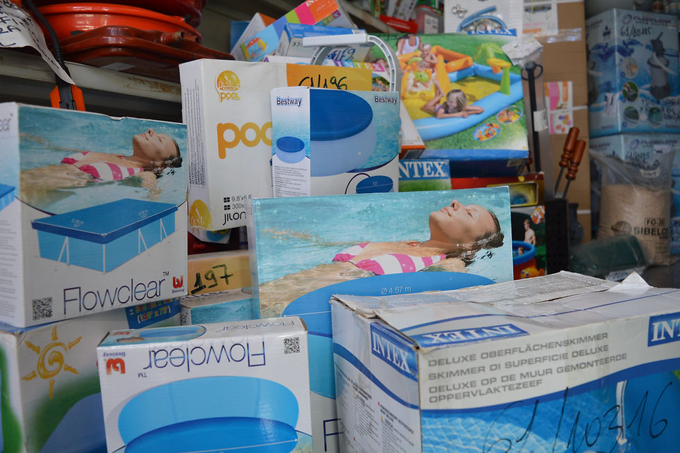 Piscine, Prodotti e accessori