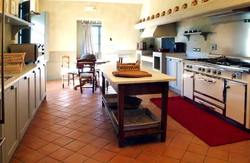 טרה קוטה ידנית במטבח