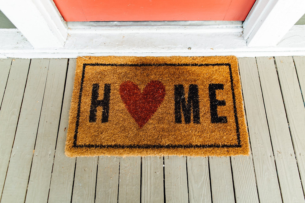 5 Gift Ideas For Any House Warming Party
