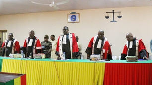 Procès de l’avion présidentiel et des équipements militaires : la tension baisse, la vérité toujours en débat