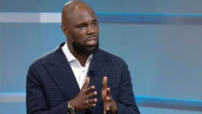 Kémi Séba maintenu en détention provisoire, audience renvoyée au 29 avril