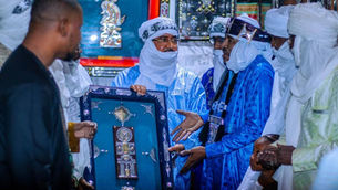 SIAMA 2025 : Mossa Ag Attaher met en avant le rôle stratégique de l’artisanat dans l’intégration africaine