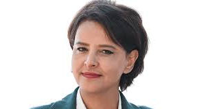 Régulariser les sans-papiers : un pari à 3 milliards d’euros selon France terre d’asile