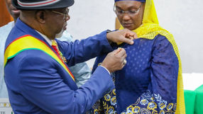 Hommage à l’engagement : 26 cadres de la Santé et du Développement social décorés, dont Camara Fatoumata Mah Thiam Koné