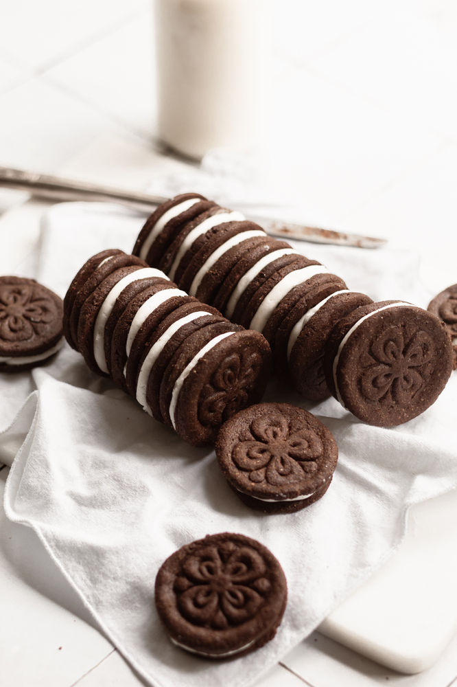 Homemade Healthy OREOs (Vegan, Gluten Free)