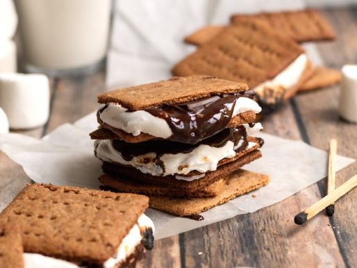 Crunchy Homemade Honey Graham Crackers (Paleo, Gluten Free)