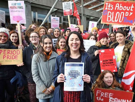 Escocia: el primer país que da acceso gratuito a productos menstruales