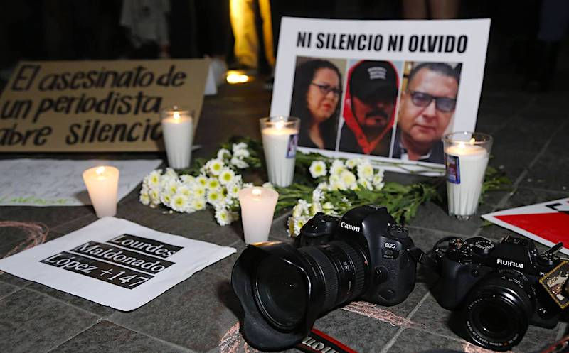 La imagen tiene un atributo ALT vacío; su nombre de archivo es periodistas_asesinatos_01.jpg