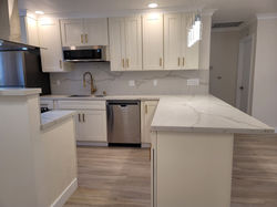 Ross#7_ Living&Kitchen (12).jpg