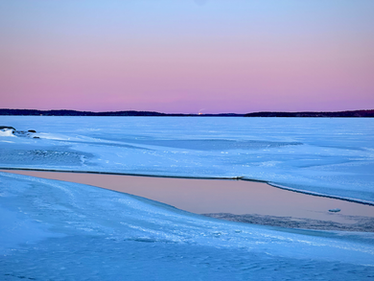 Frozen Näsijärvi at sunset