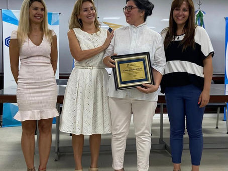 Gran reconocimiento a la empresaria gastronómica Alina Ruiz