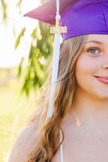 Kayla_Cap+Gown_Final Images_Kaitlin Olah Photography-5.jpg