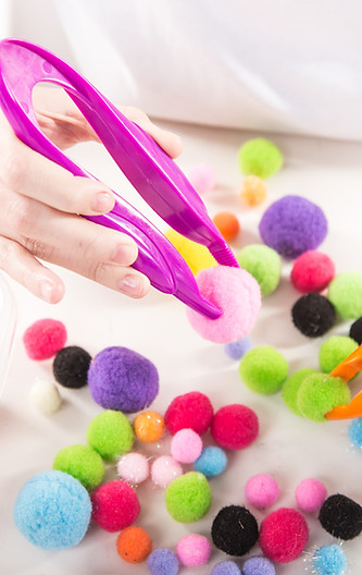 Motor therapy. Educational games for hand therapy. .jpg