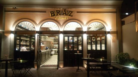 fachada pizzaria