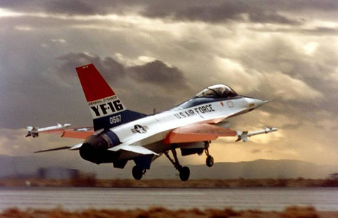 YF-16 Prototipo