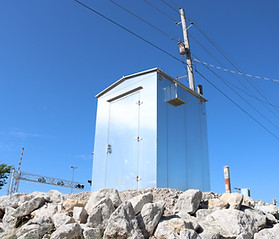Signal Relay Houses - Serrmi.jpg